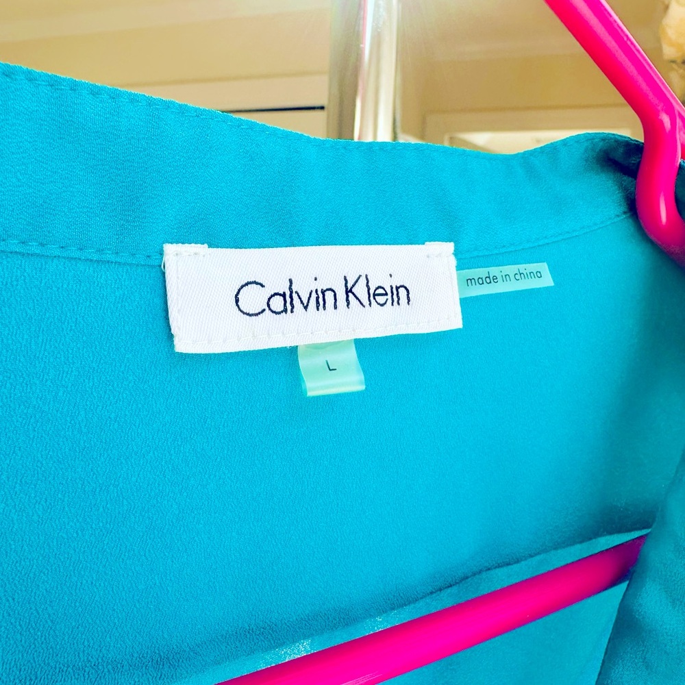 Blue/Turquoise Calvin Klein Women’s Size Large